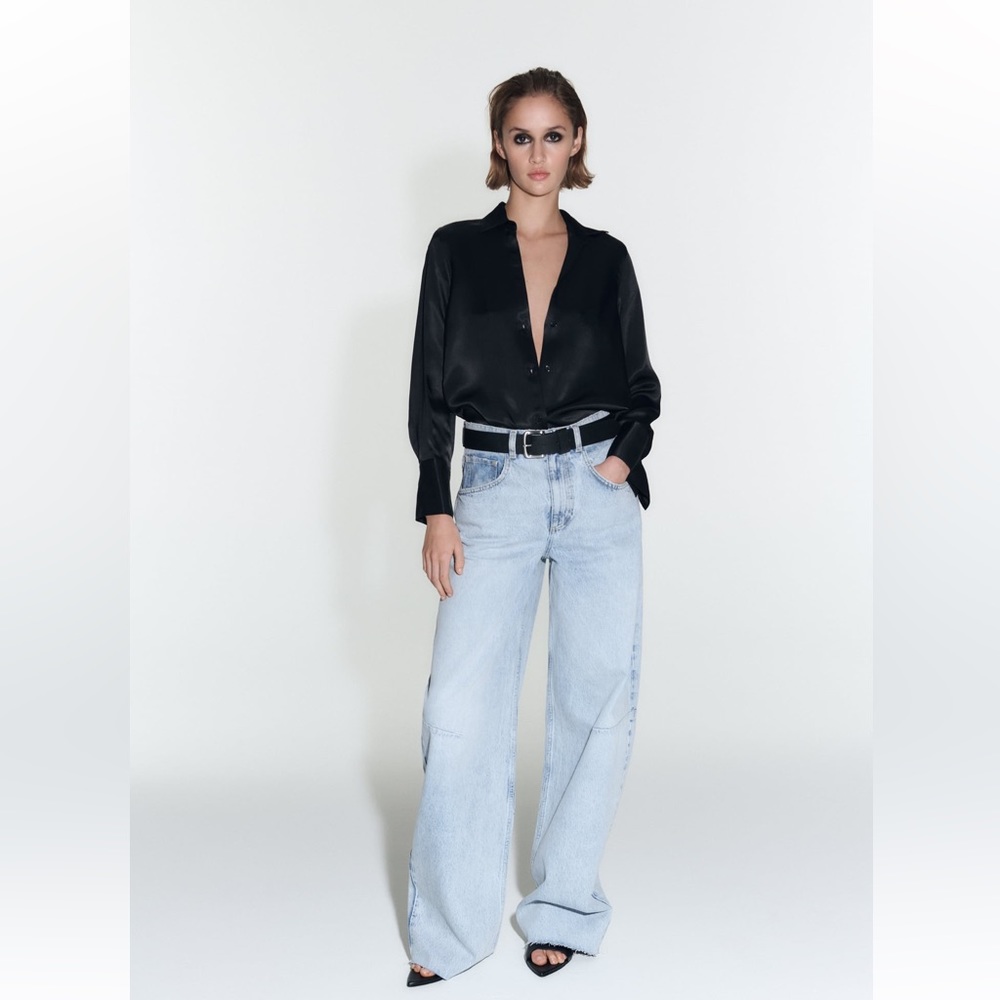 Zara Mid Rise Wide Leg Balloon Jeans